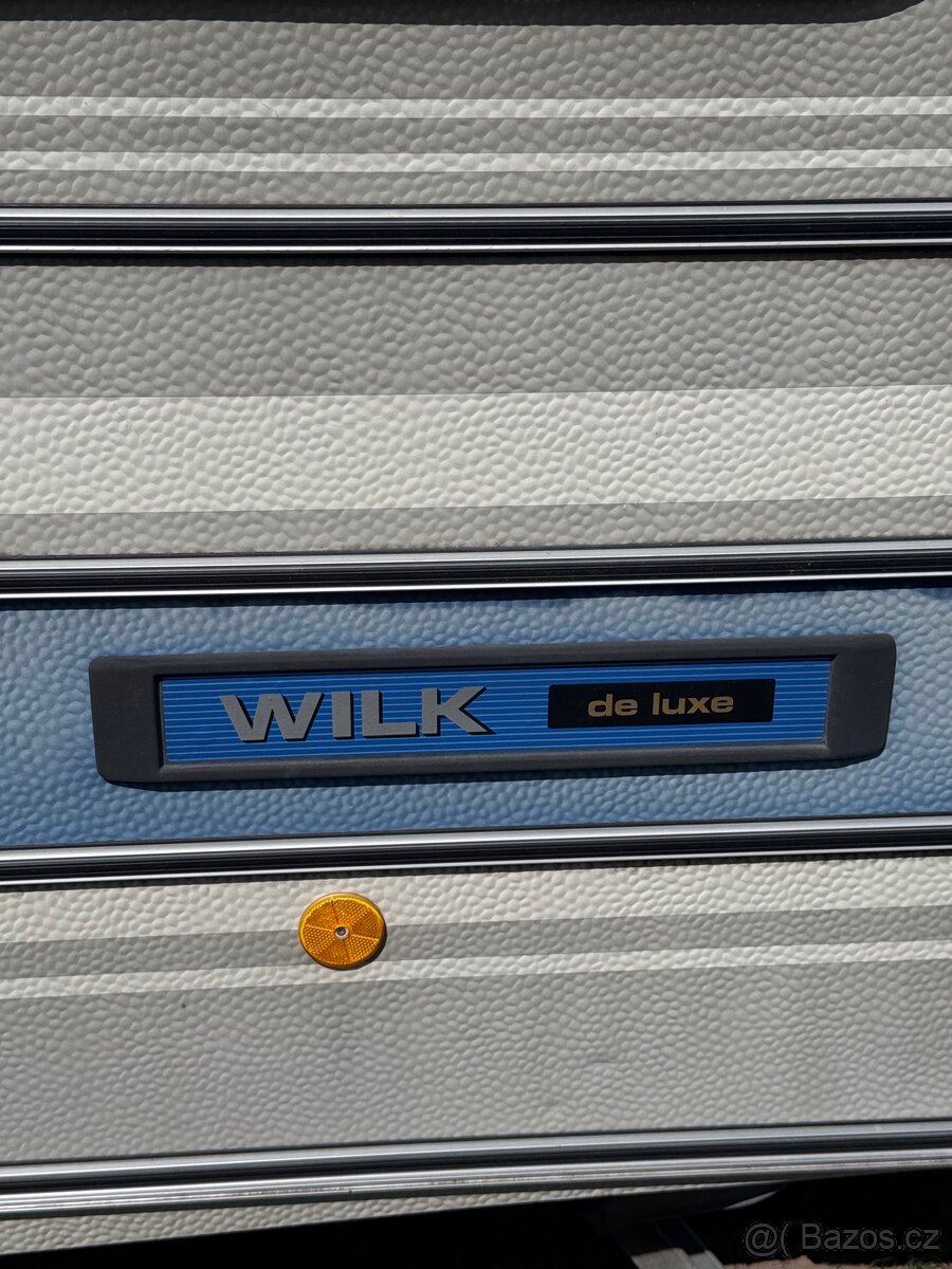 Karavan Wilk 450