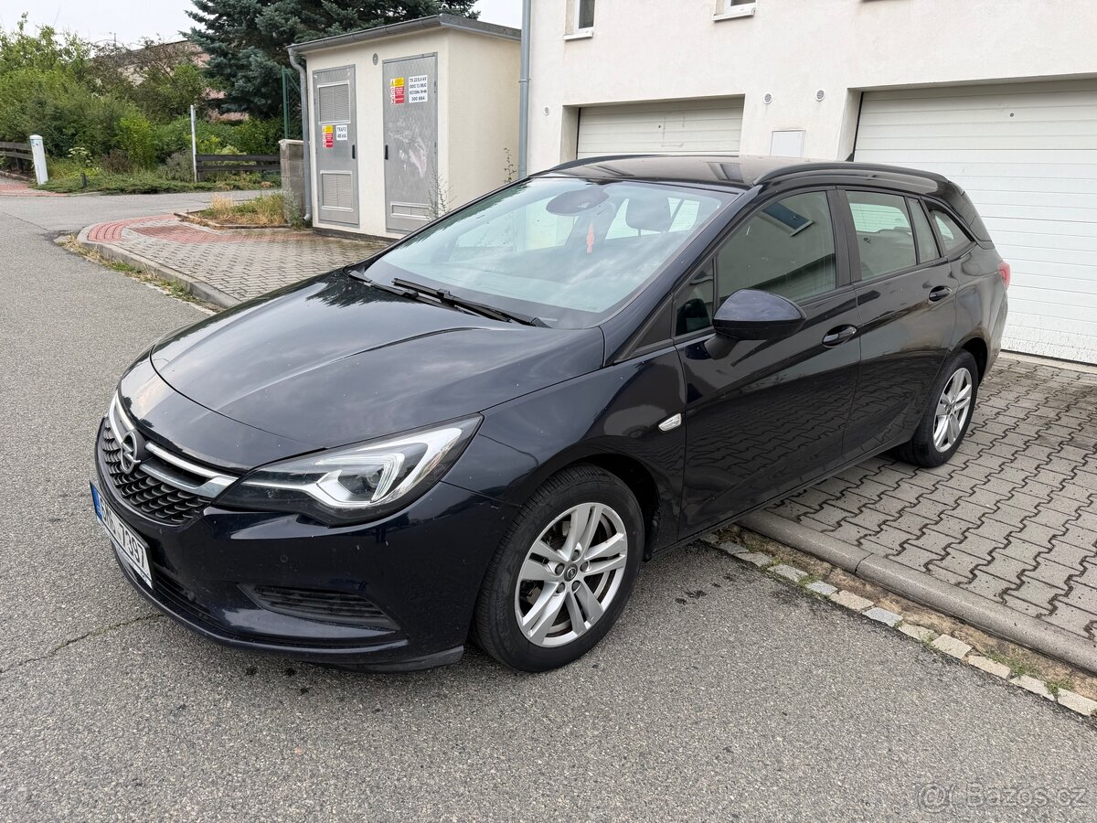 Opel Astra 1.4, rok 2018, najeto 164000km