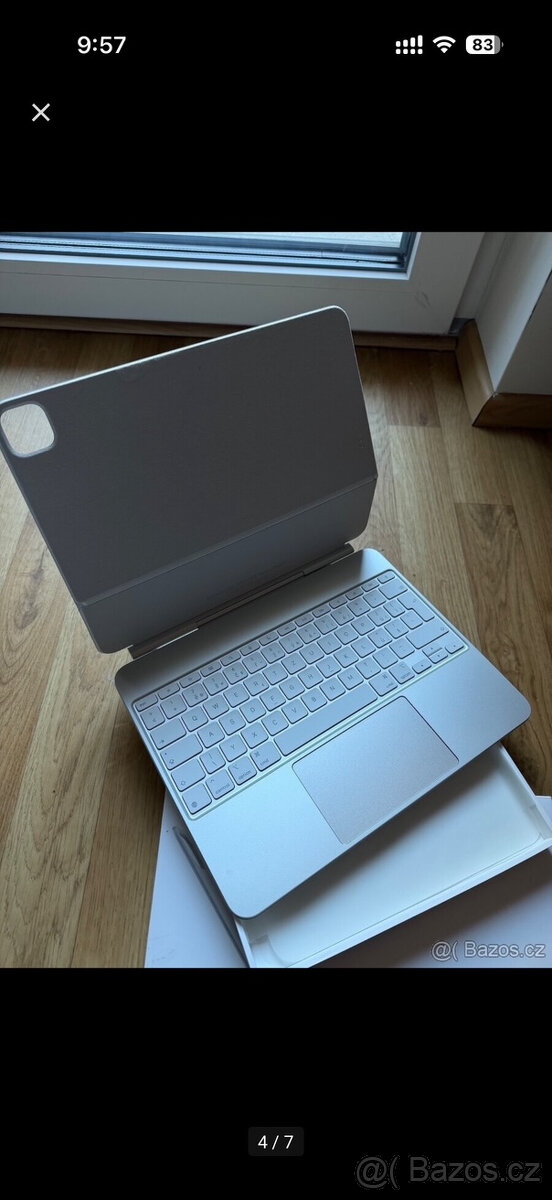 Apple Magic keyboard iPad Pro 13" M4/M5 (zánovní)
