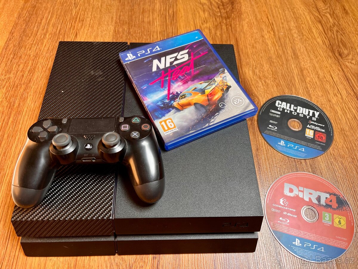 PlayStation 4 + 3 hry + ovladač