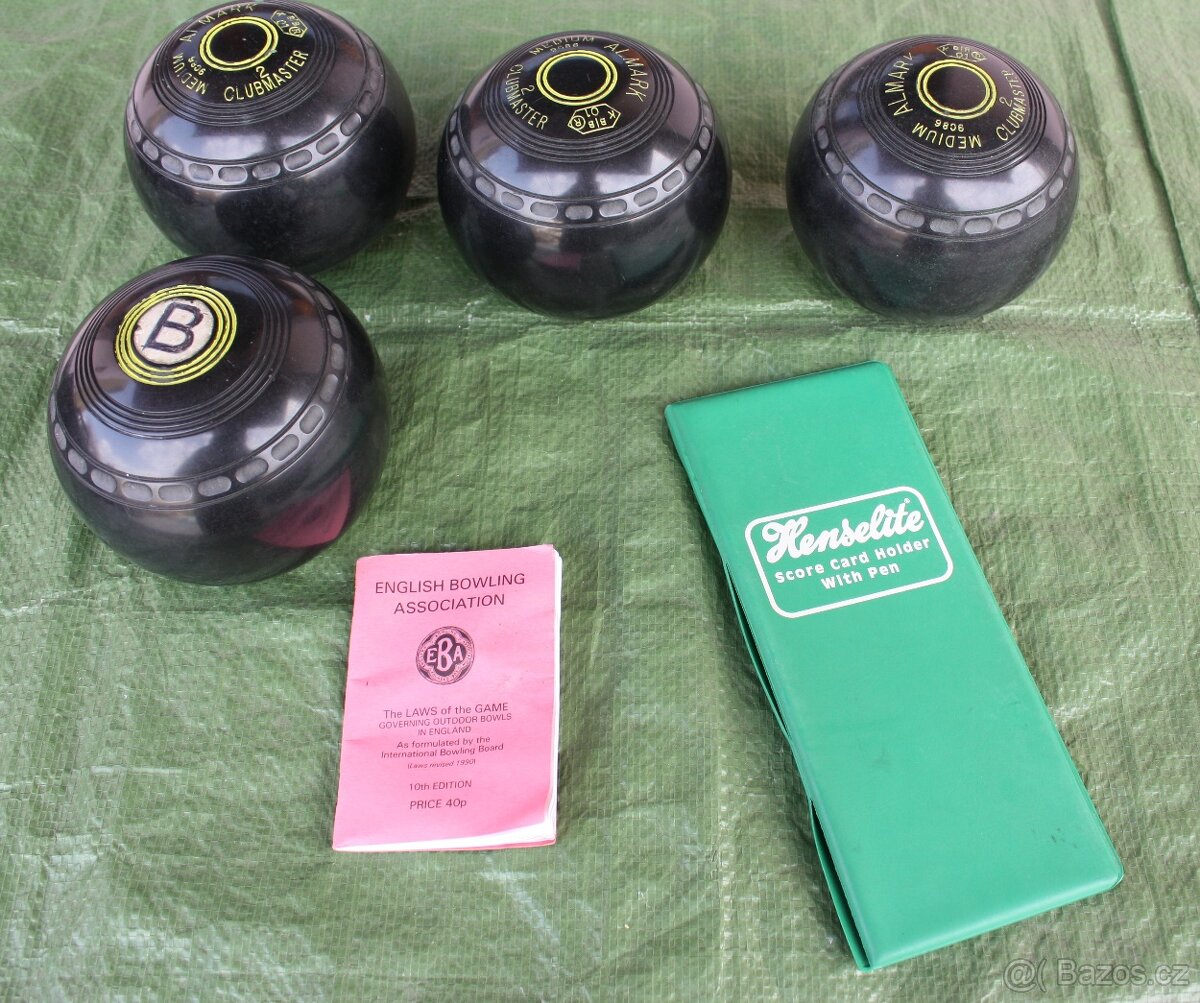 Anglické bowlingové koule