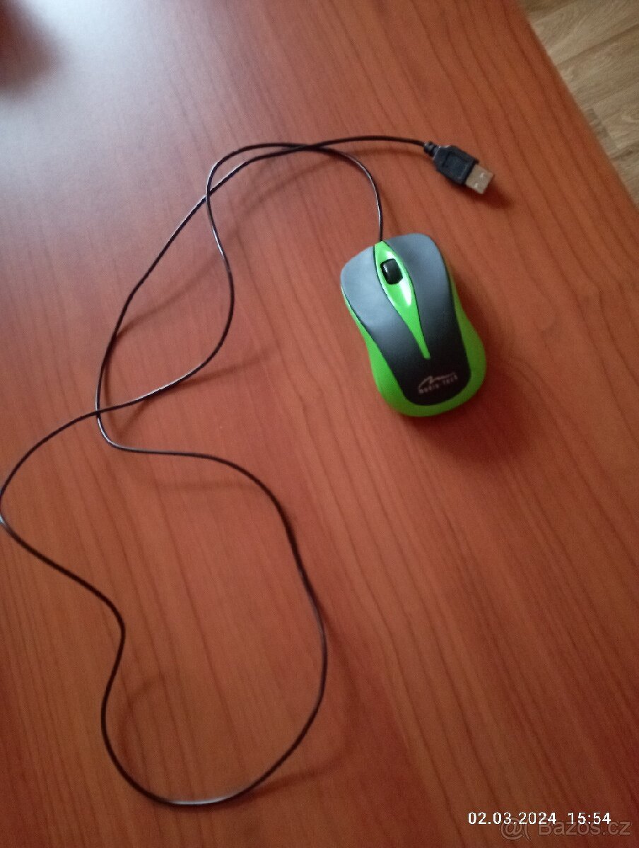 Prodám digitální osobní váhu TEFAL .PC myš i na notebook.