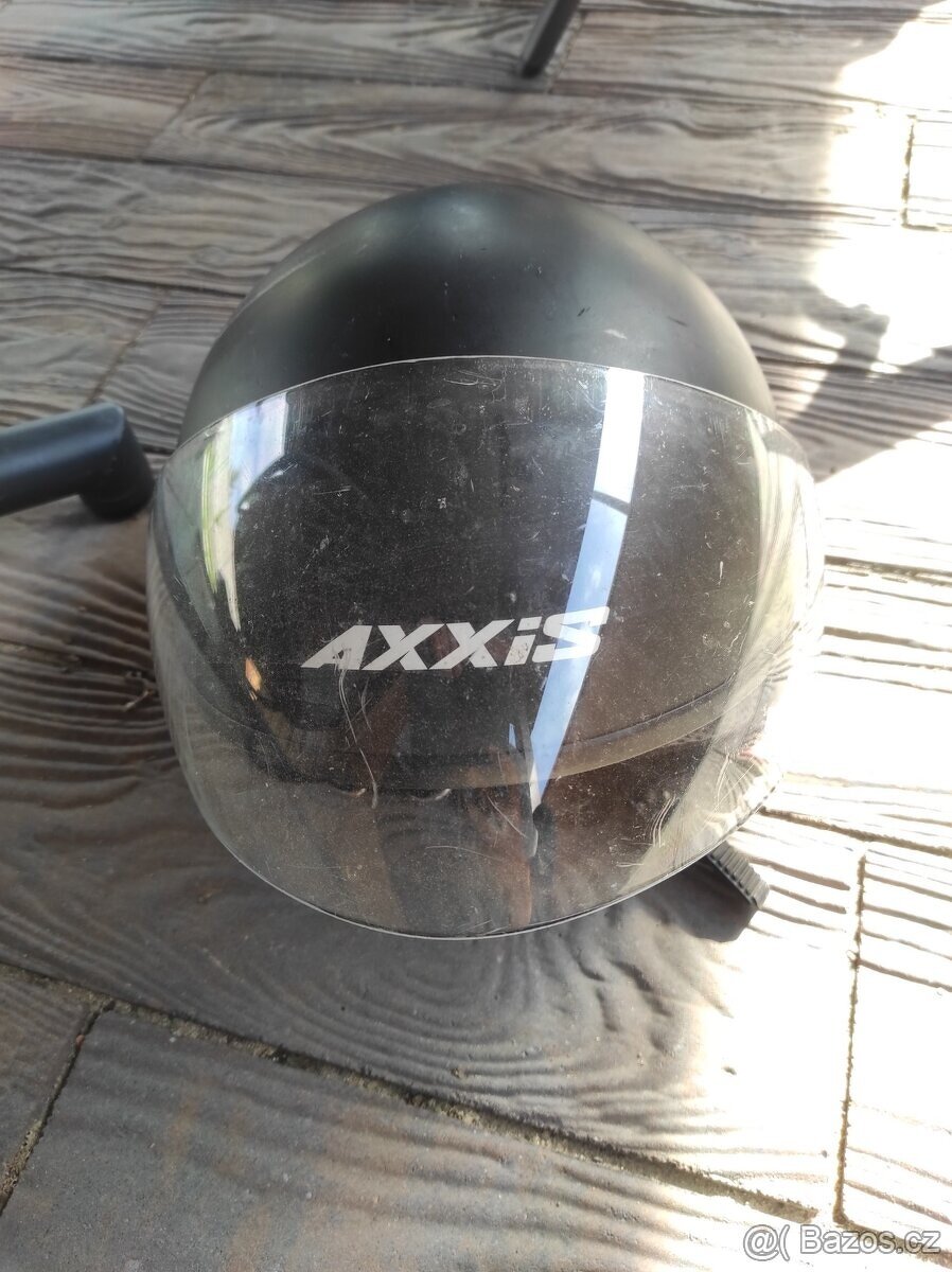 Helma na skutr / motorka Axxis