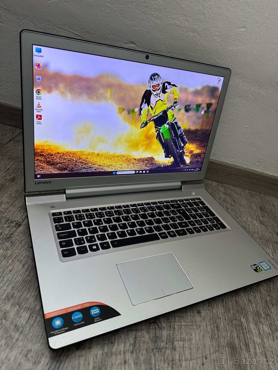 Velký herní NT Lenovo 17.3” – TOP STAV- i7/SSD+HDD/GTX