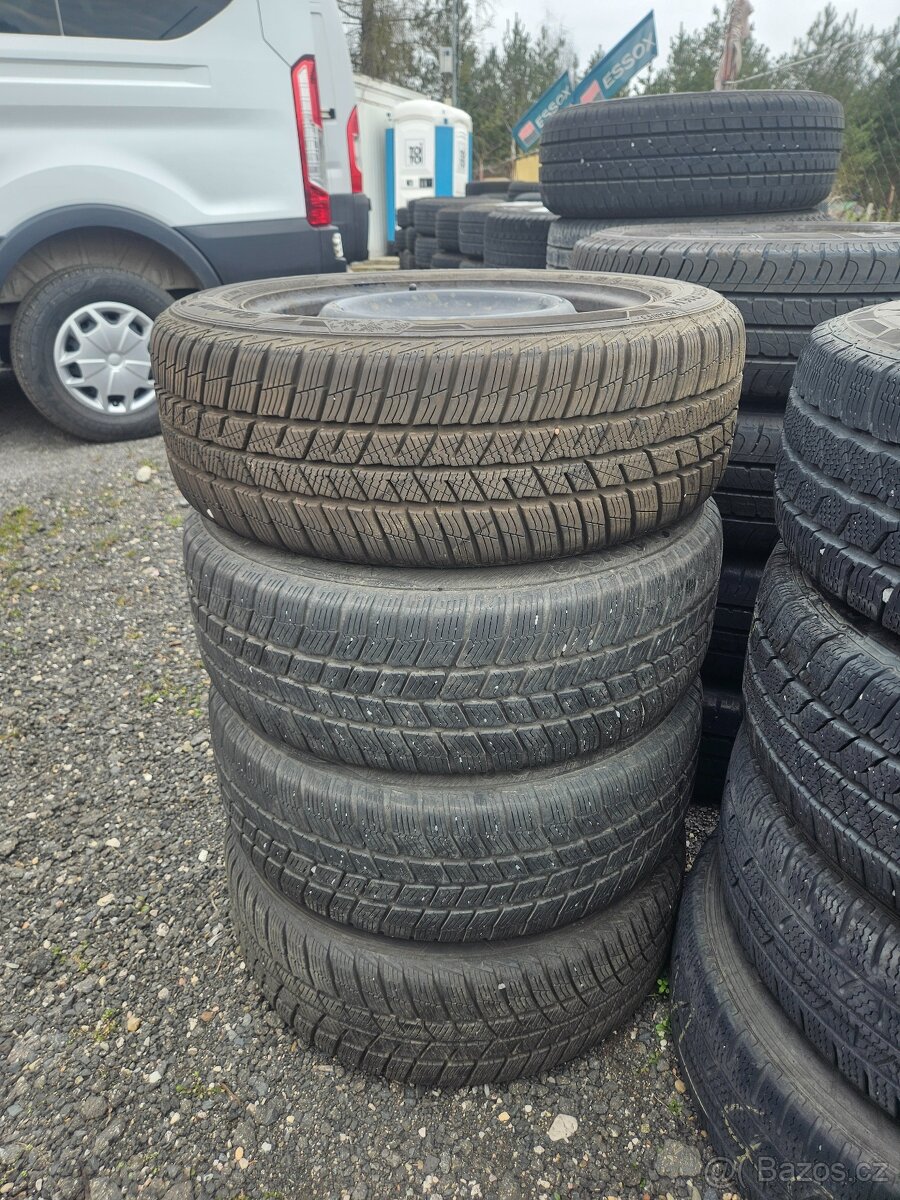 zminí pneu na kia ceed 205/55 R16H