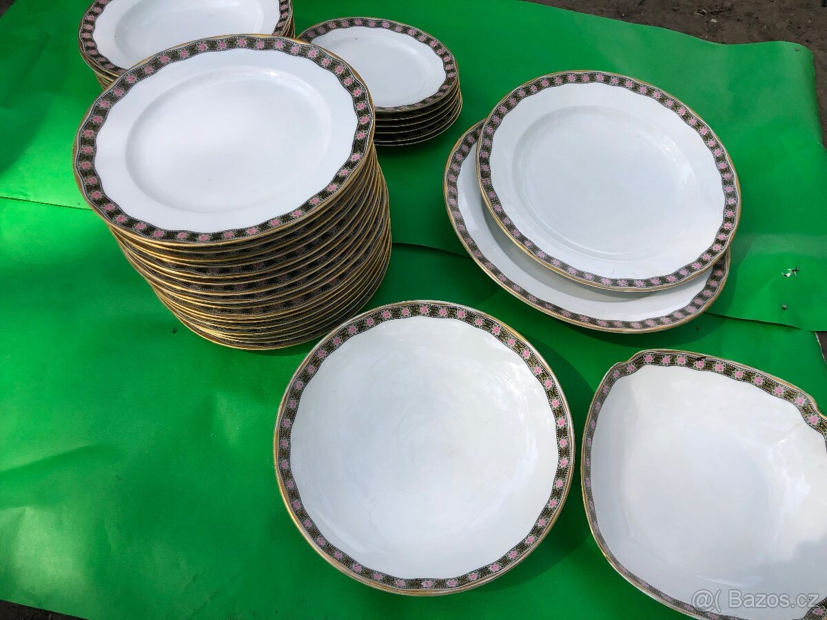 Starý porcelán