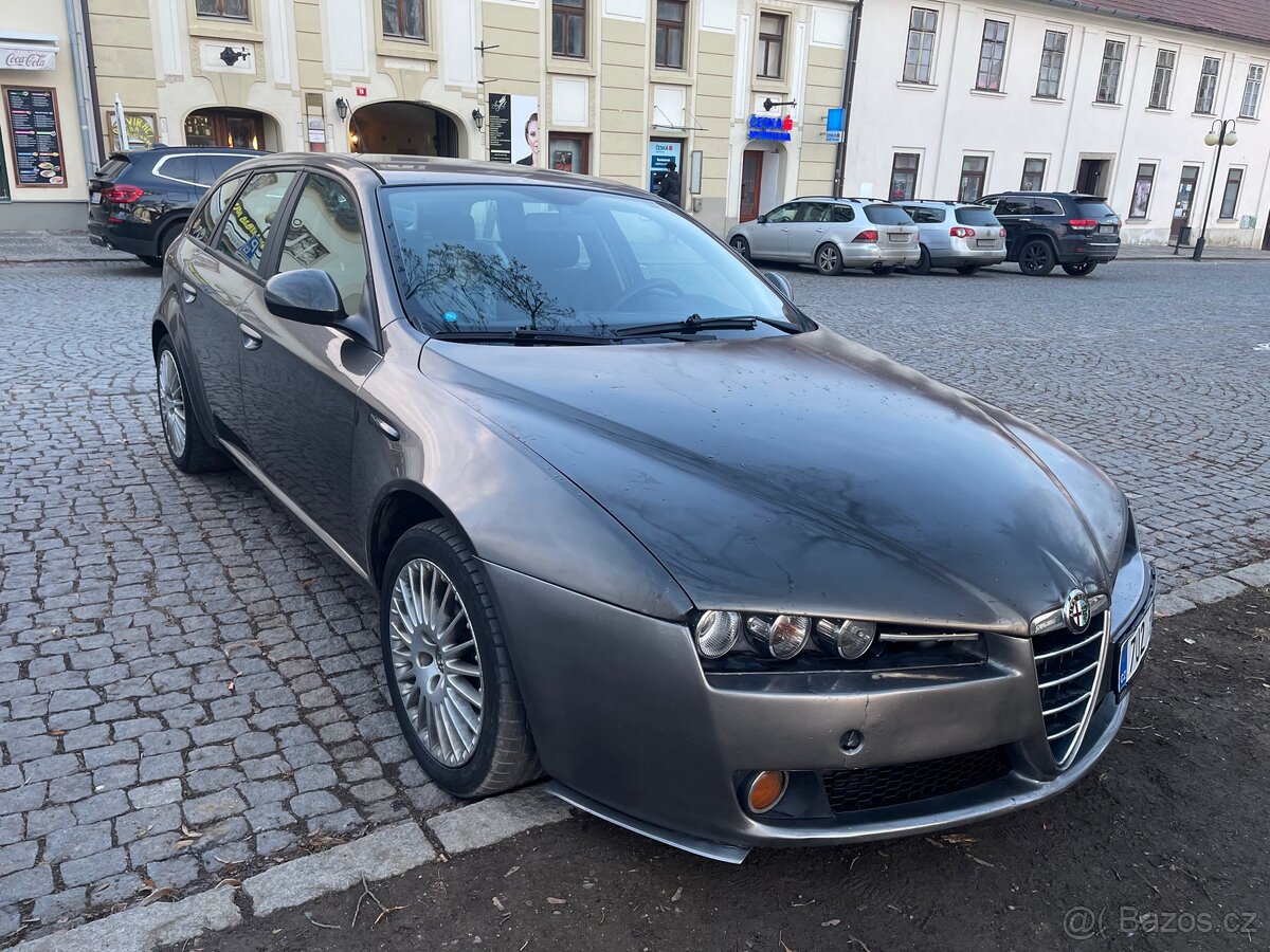 Alfa Romeo 159(2007) 1.9jtdm 110kw +chip