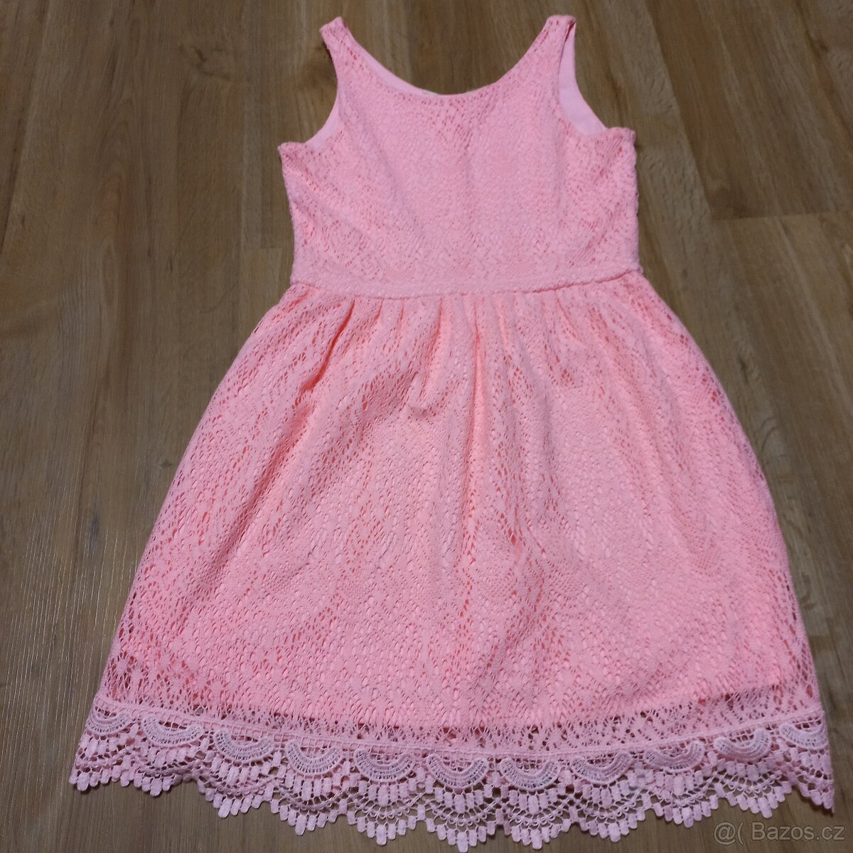 Rezervace H&M šaty krajka vel. 146-152