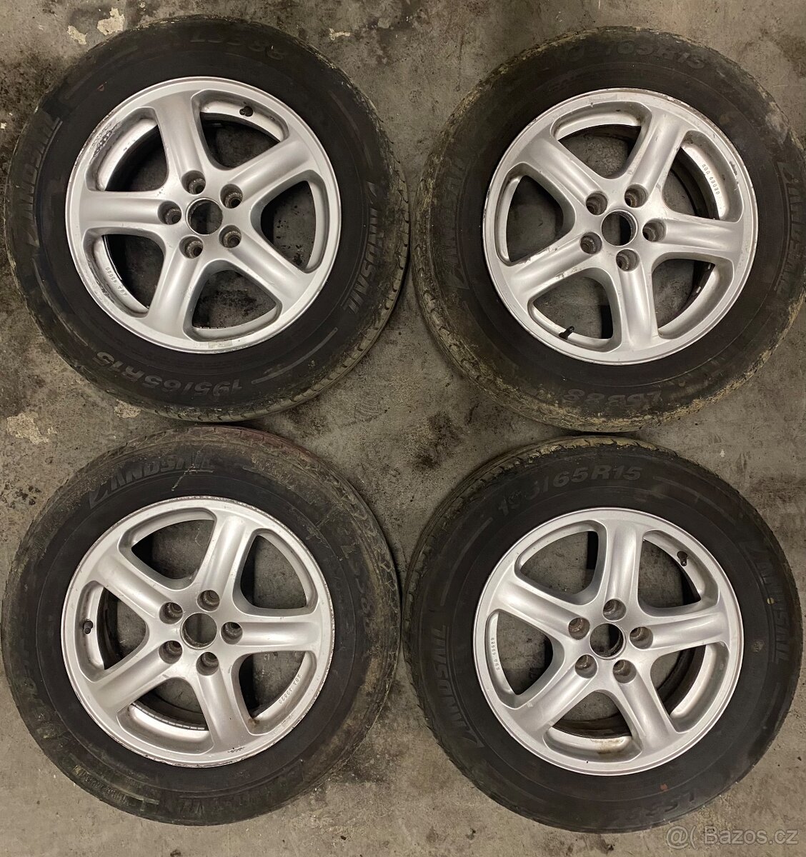 Alu R15 5x100 oreg Škoda na slušných letních 195/65 R15