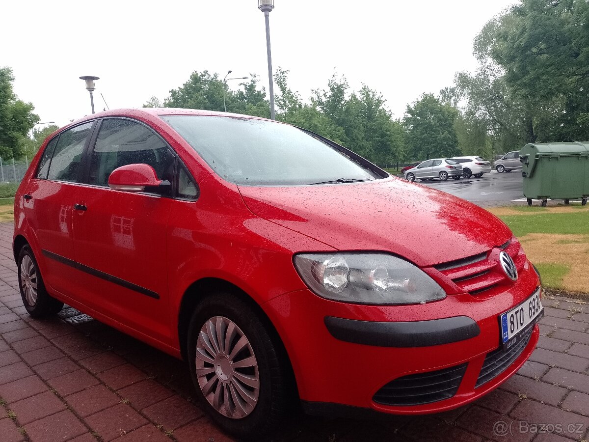 Wolksvagen Golf 5 Plus (1.6 Benizn LPG