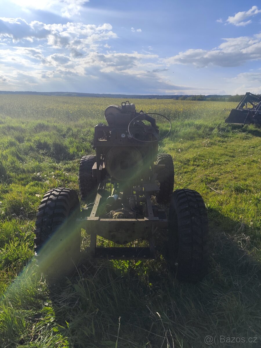 Traktor,Tatra 805