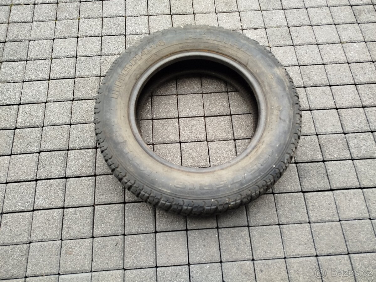 Lada Niva pneu 185/75R16