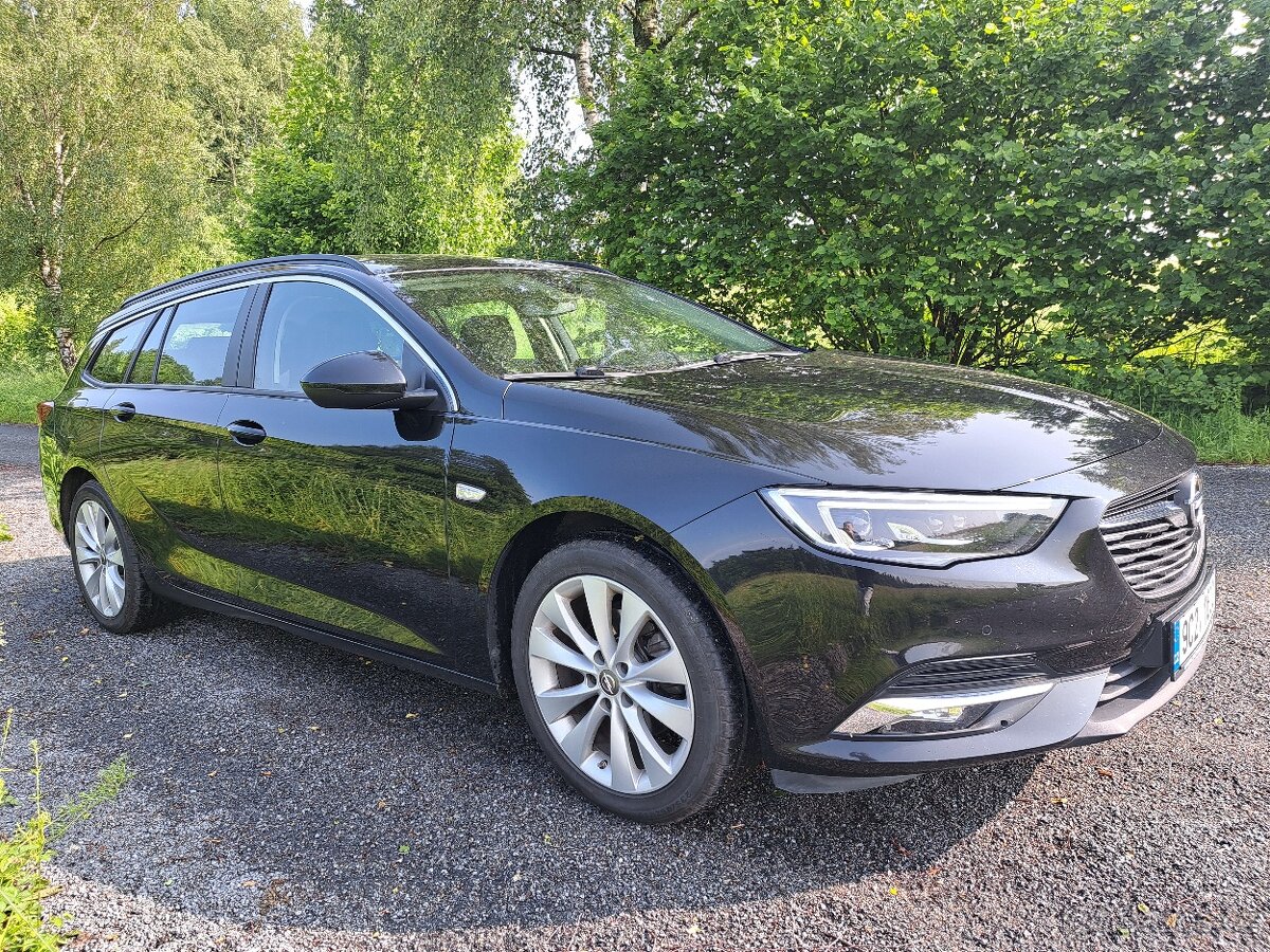 Opel Insignia Combi 1,6 CDTI (130k) - TOP stav - Servis