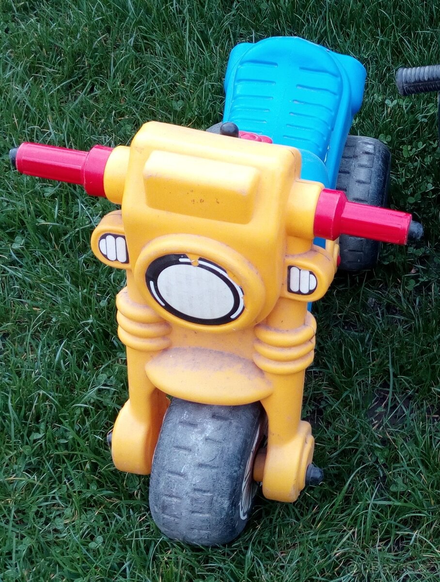 Prodám odrážedlo First Bike