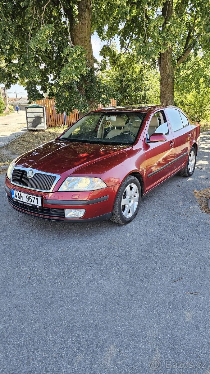Prodám Škoda Octavia II A5 Elegance, DSG