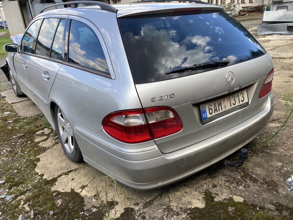 MERCEDES 211K E 270 CDI