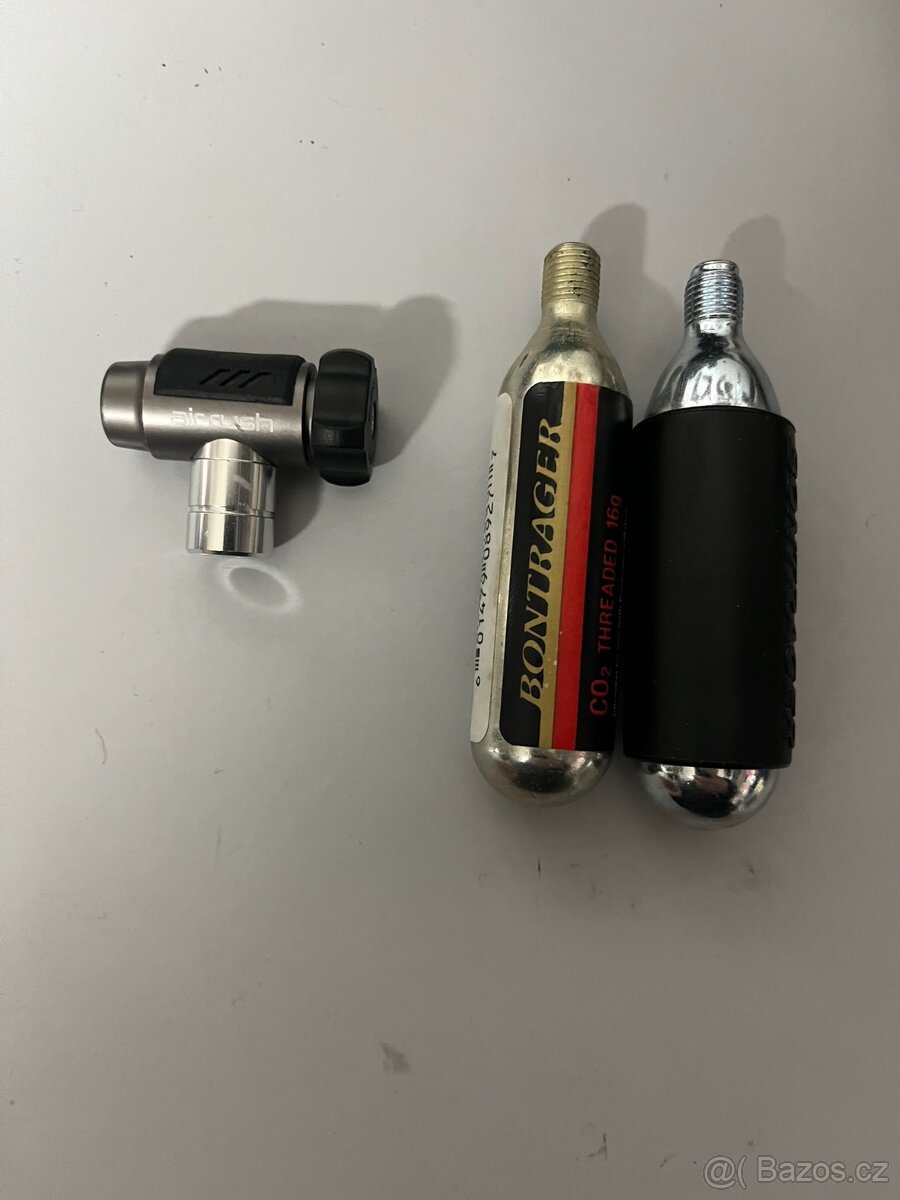 Air pumpička CO2