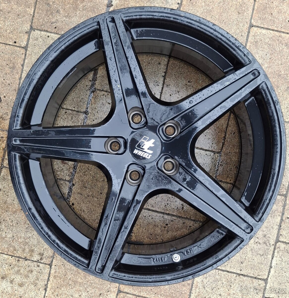 18" 5x120 8j er 35 na BMW E90 , E91,E92, E Insignia sada al