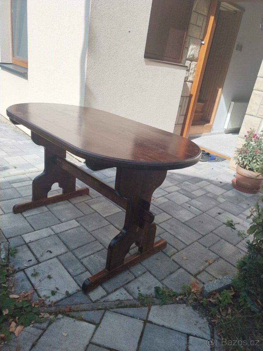 Prodám jídelní stůl