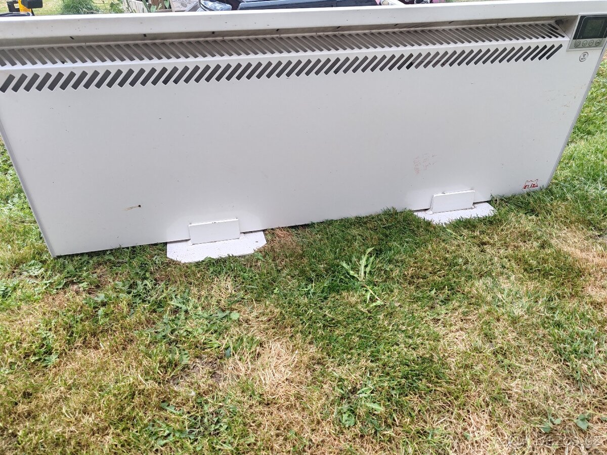 Přímotopný elektrický konvektor