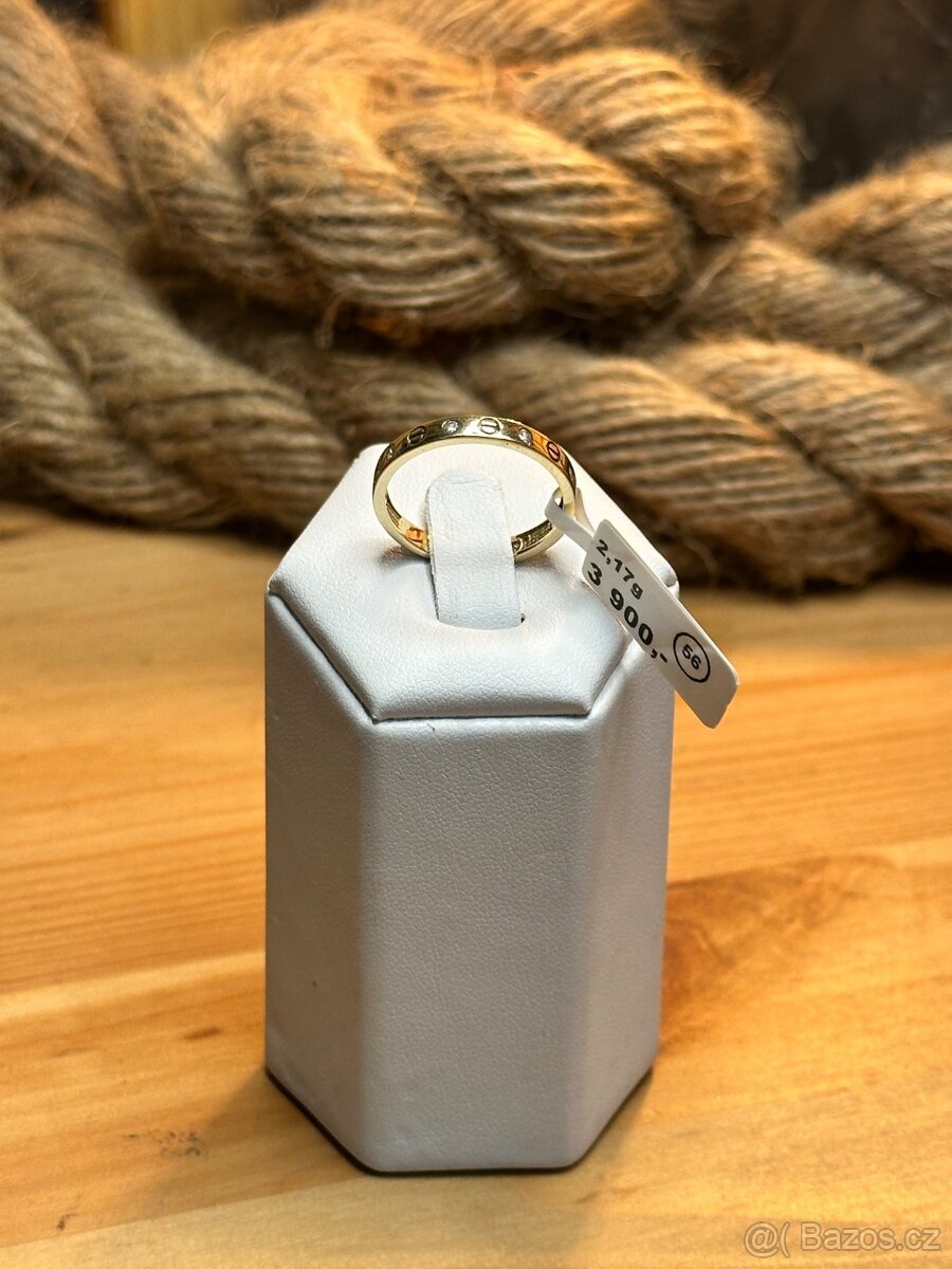 Zlatý prsten 2,17g (1798 Kč/g)