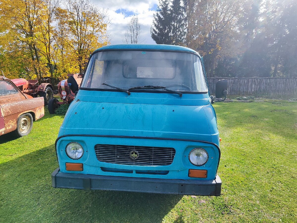 Škoda 1203, Taz 1500.