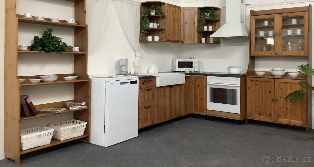 Selská kuchyně LARA