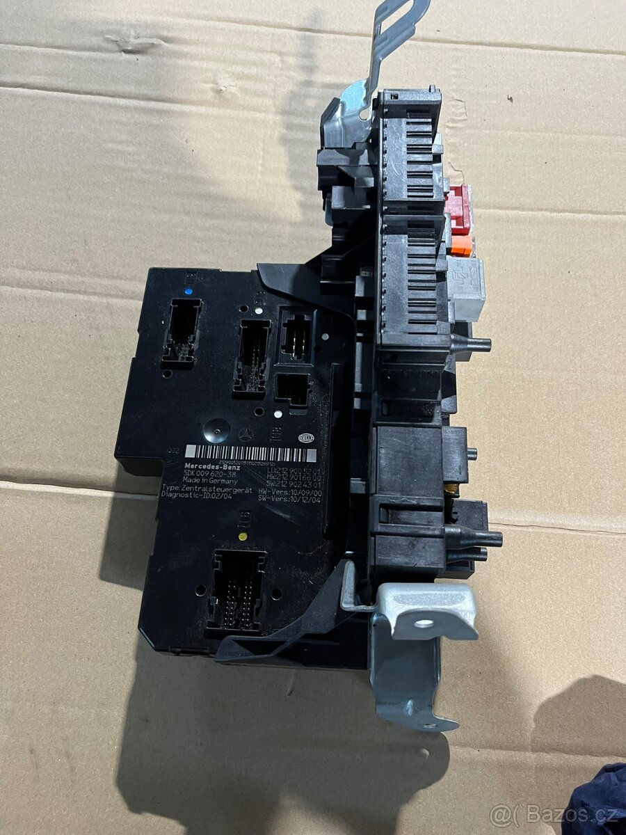 Zadní modul komfortu SAM Mercedes-Benz  W212 2129005201