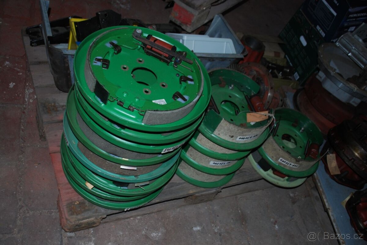 Avia A15 - A31T - velké množství NOVÝCH dílů