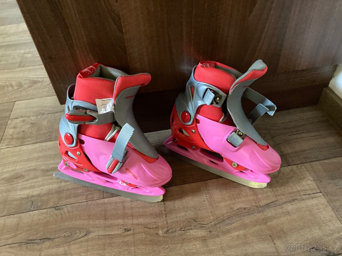 Dívčí zimní brusle