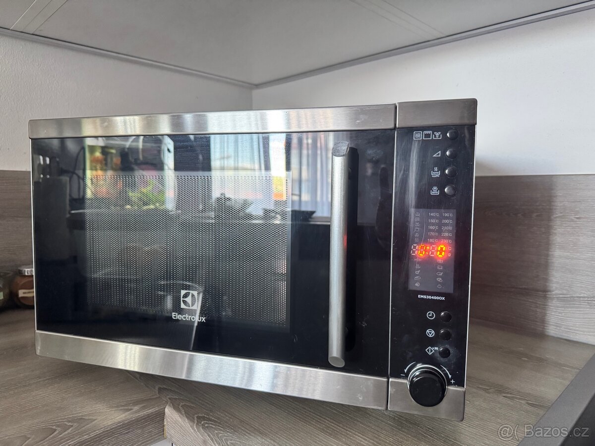 Mikrovlná trouba- Electrolux