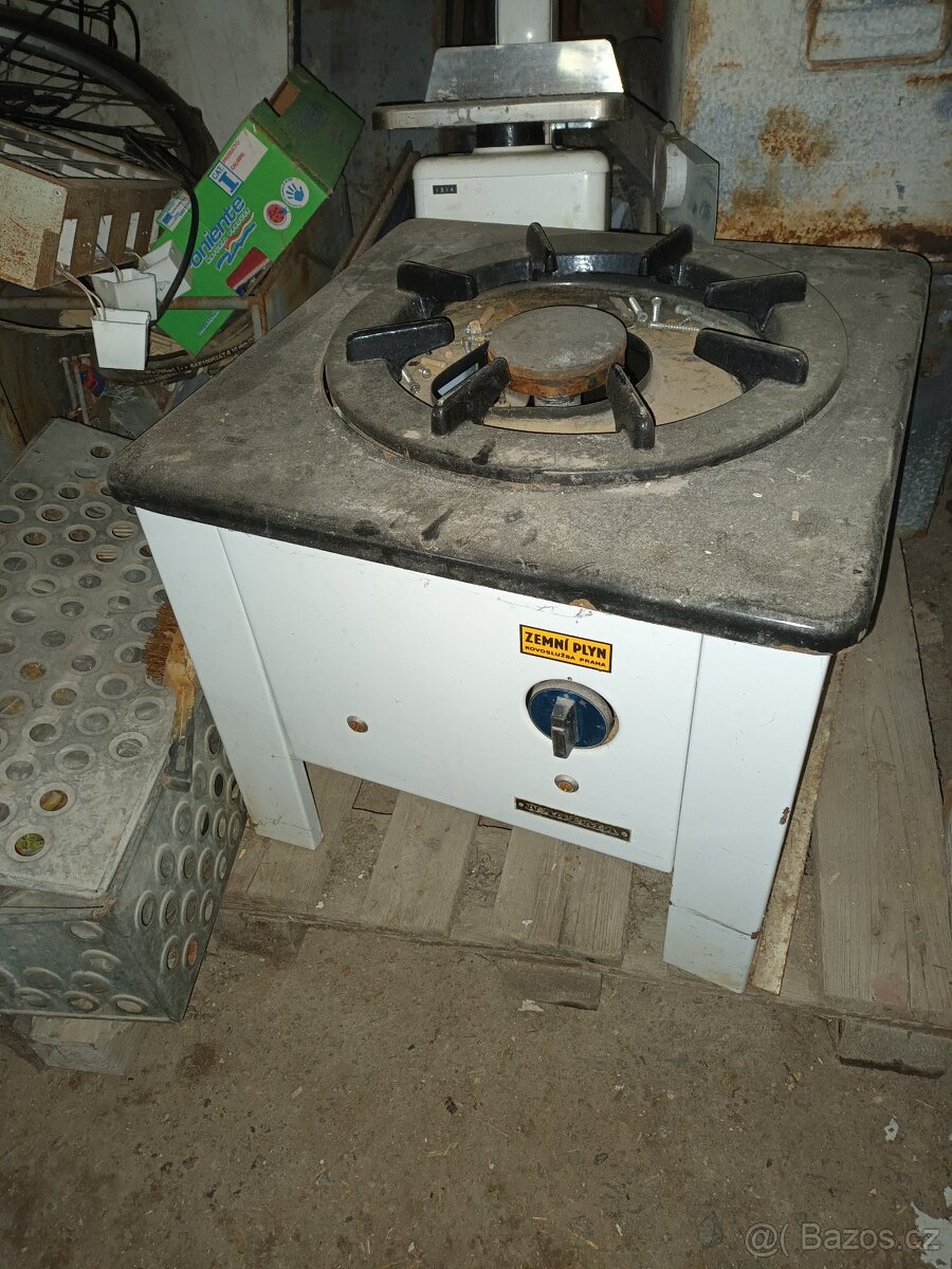 Velký plynový vařič profi