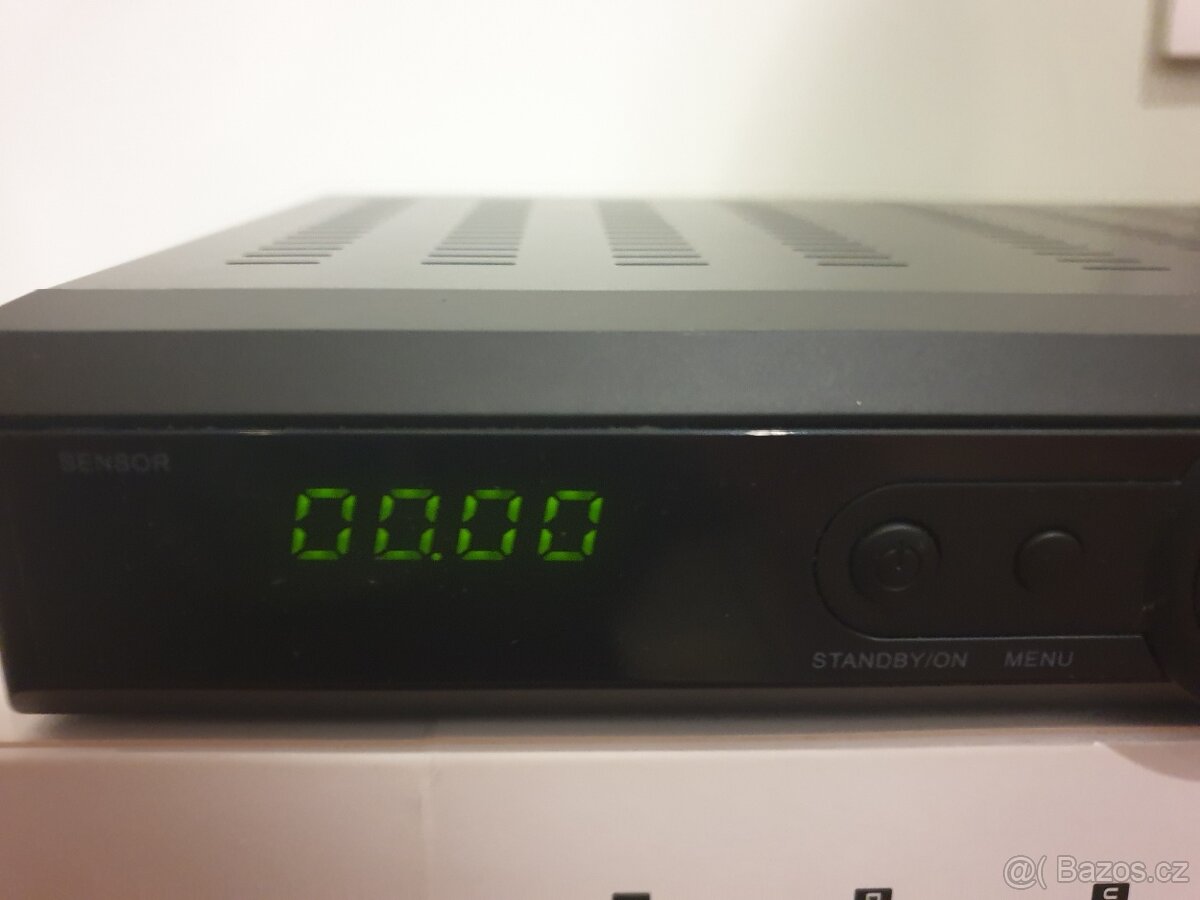 Satelitní digitální přijímač Opticum (HDX403p)