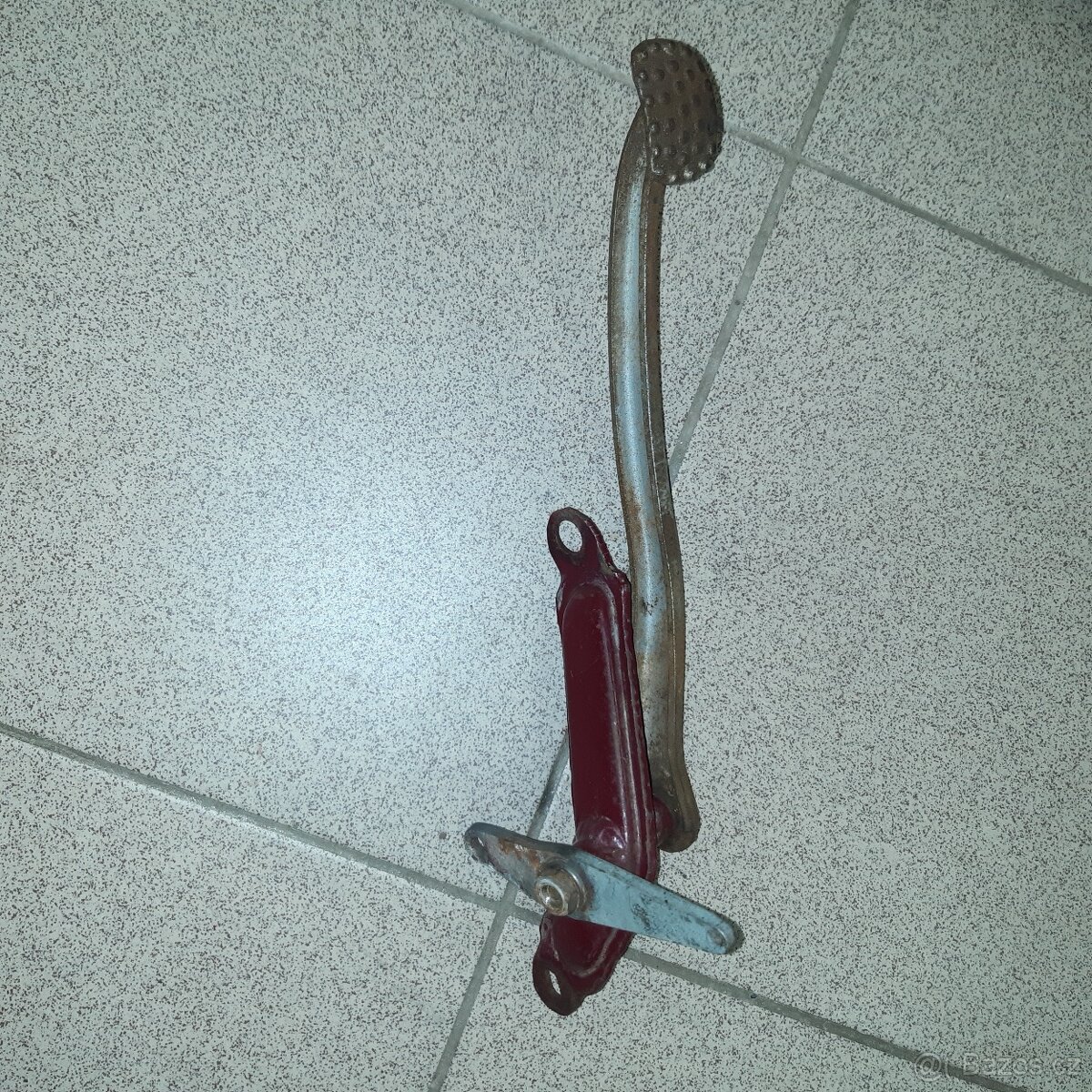 Jawa kývačka 250 brzdová páka