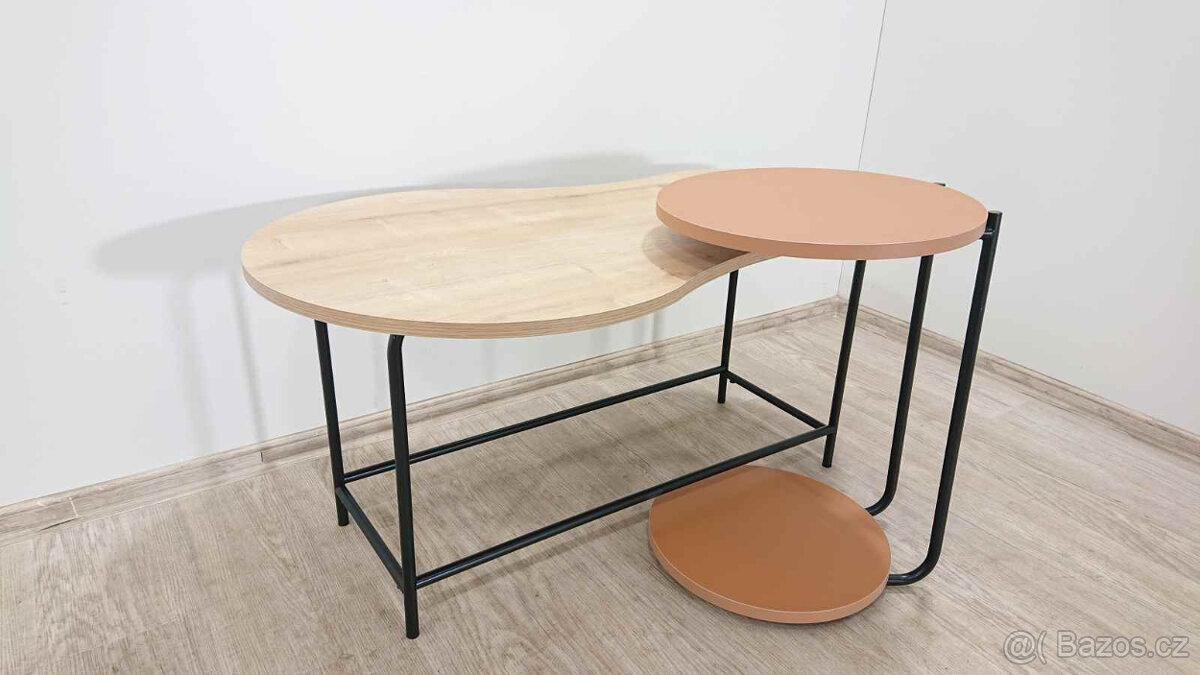 Konferenční stolky v sadě Rosie Marckeric