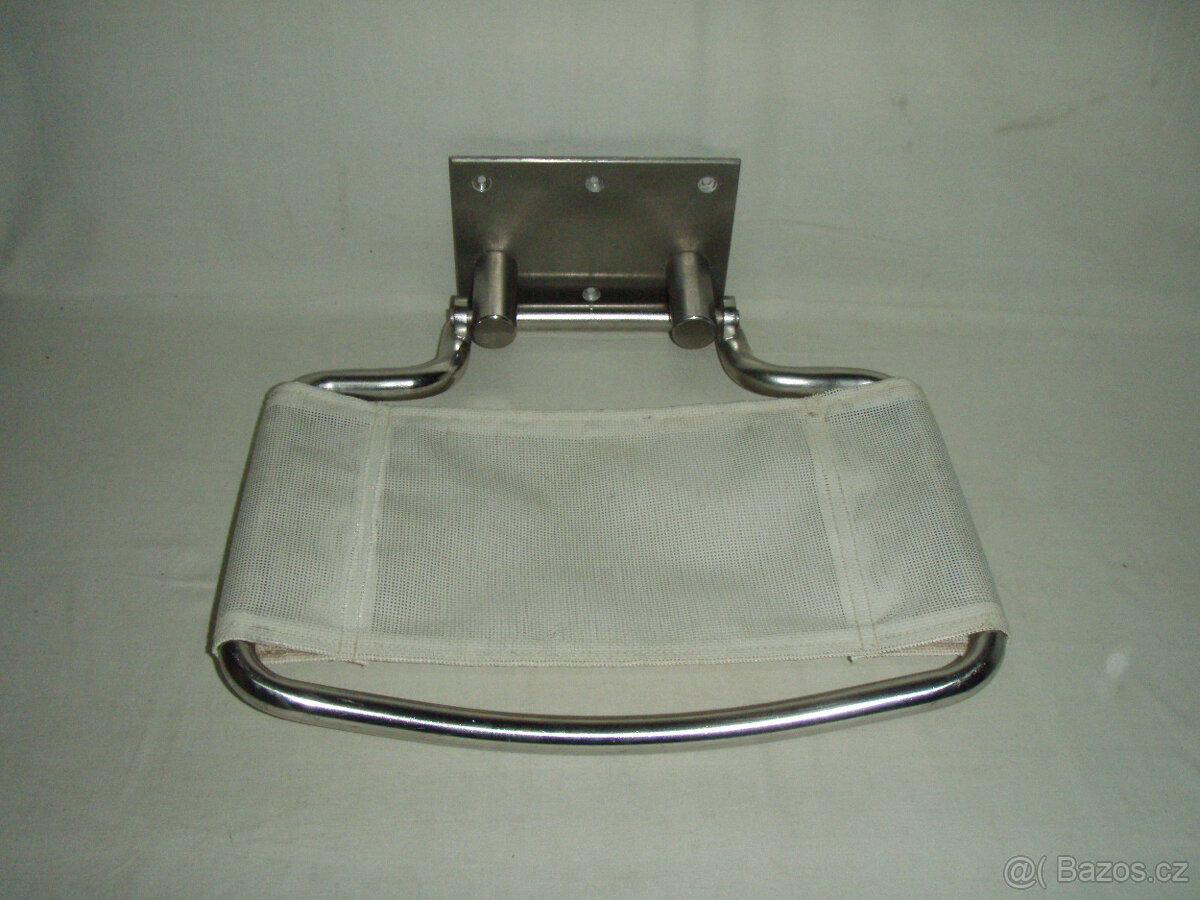 NEREZOVÉ SEDÁTKO DO VANY - PRO INVALIDY