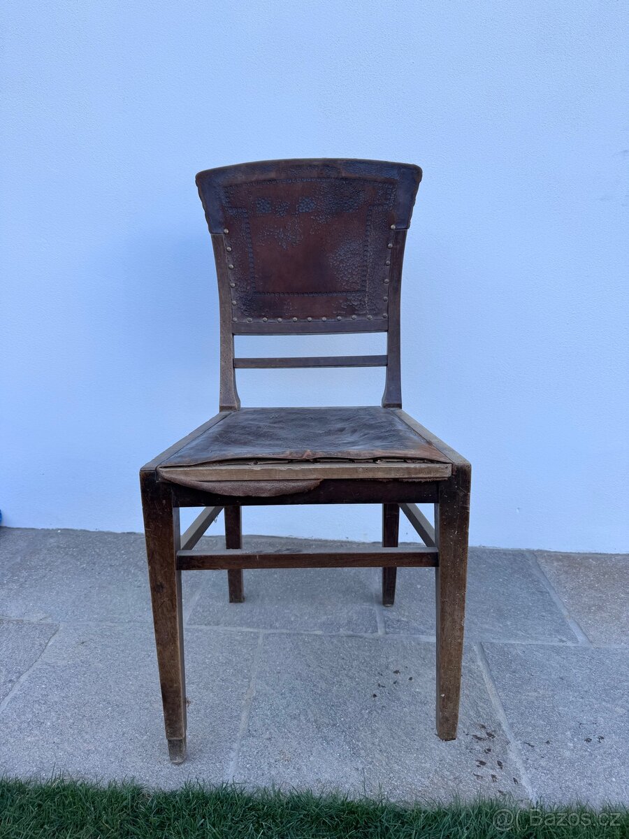 Starožitná židle