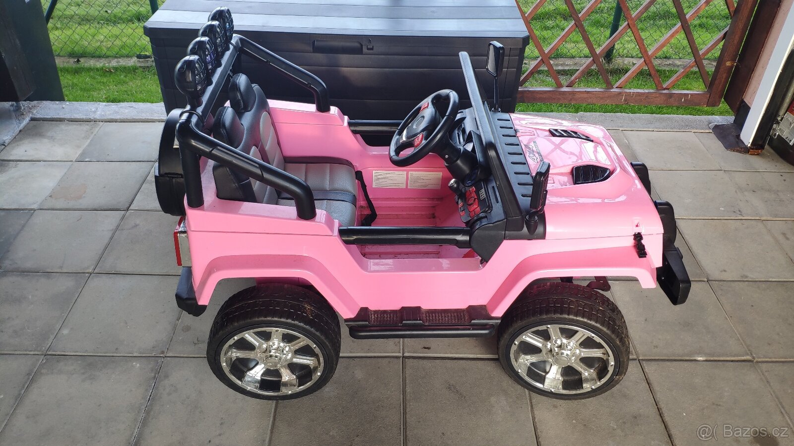 Elektrické autíčko Jeep Raptor 4x4 růžové