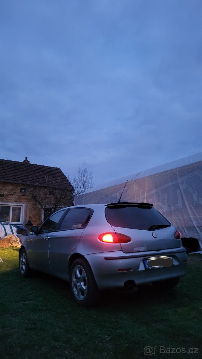Prodám buď po dílech nebo celek