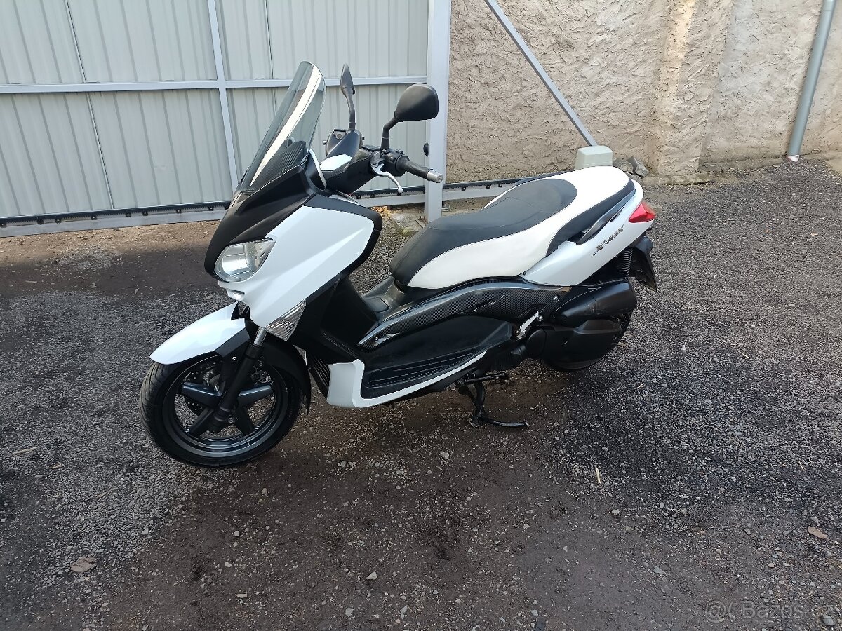 yamaha x max 125 cz doklady v ceně