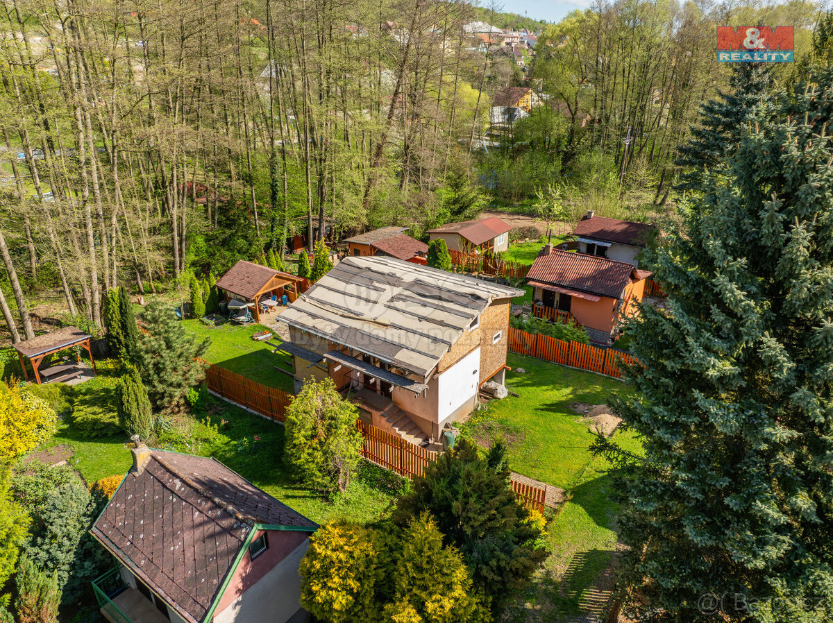 Prodej chaty, 16 m², Libušín