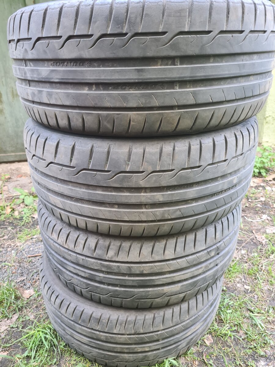 Sada letních pneu Dunlop 225/45 R17