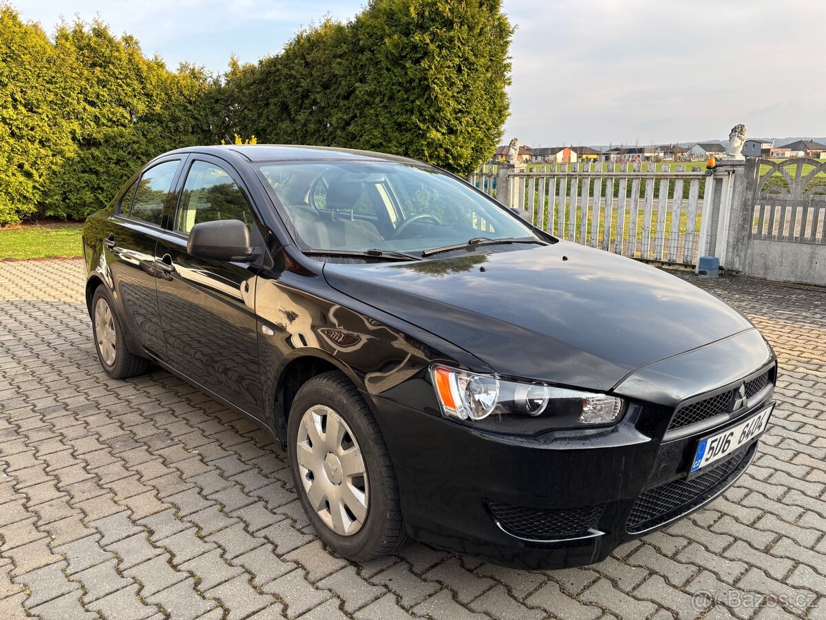Mitsubishi Lancer 1,6i- 80kw, r. 2010, klima