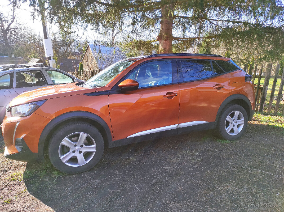 Peugeot2008 Alure 1,2 PureTech100, man.6převodovka r.v. 2020