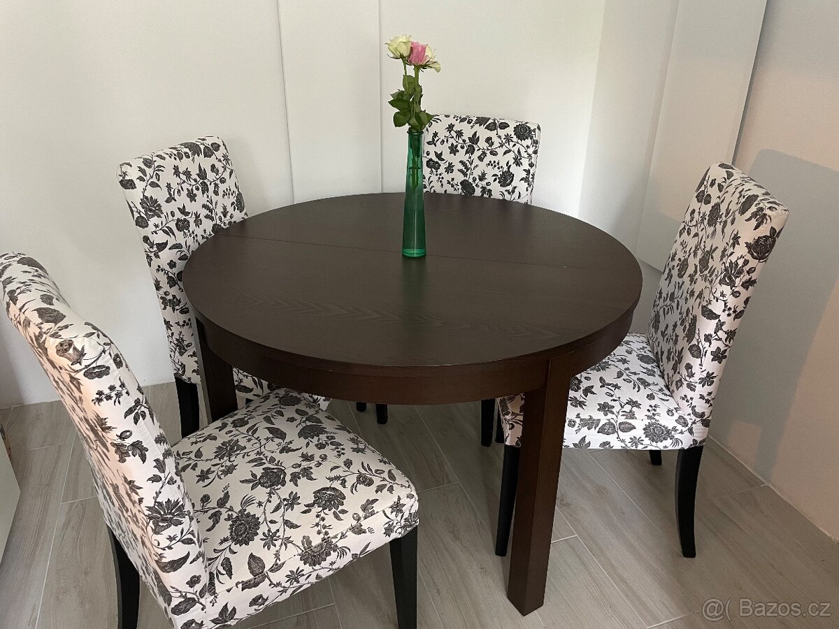 Jídelní stůl Ikea