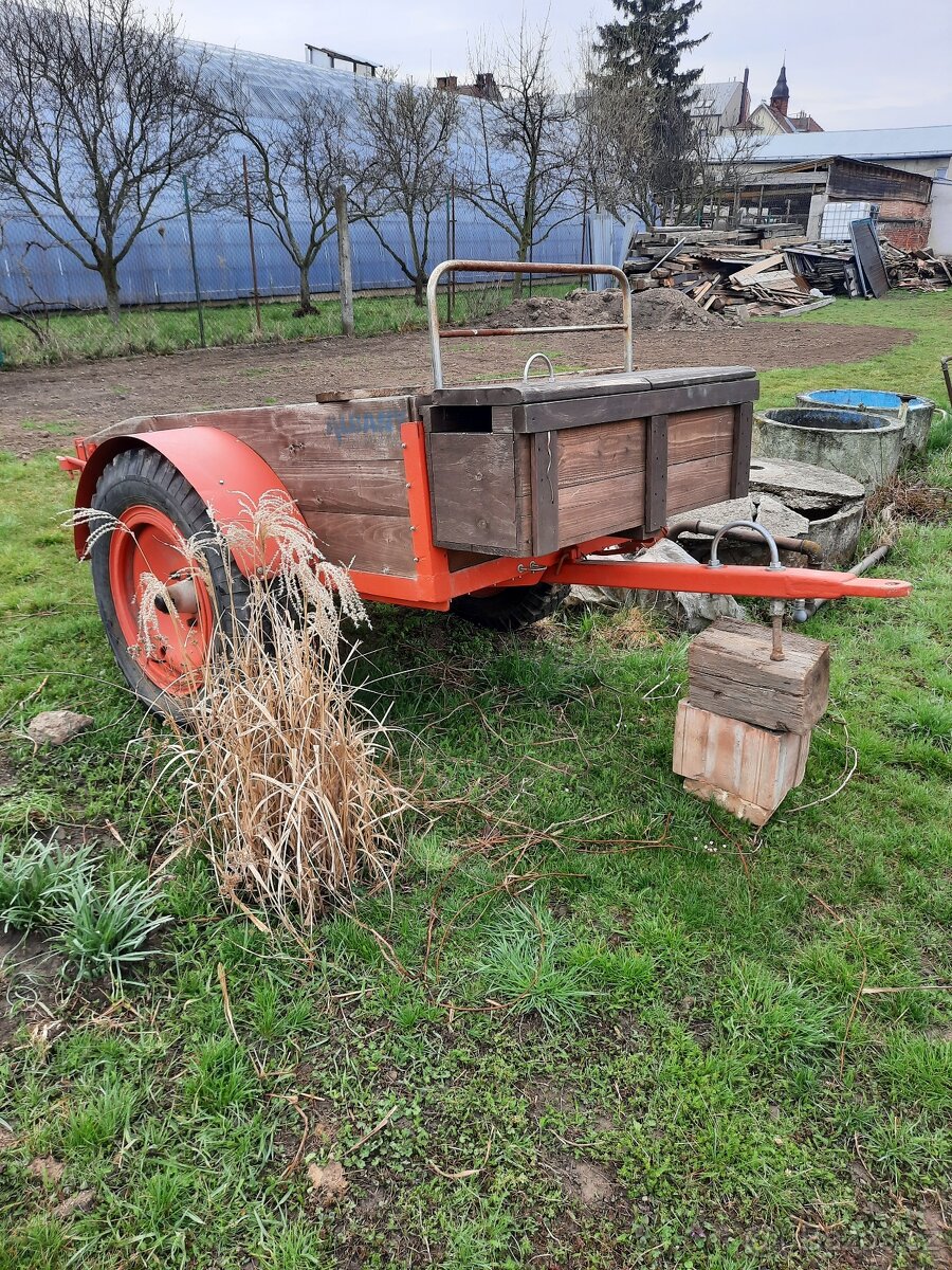 Vlečka za traktor