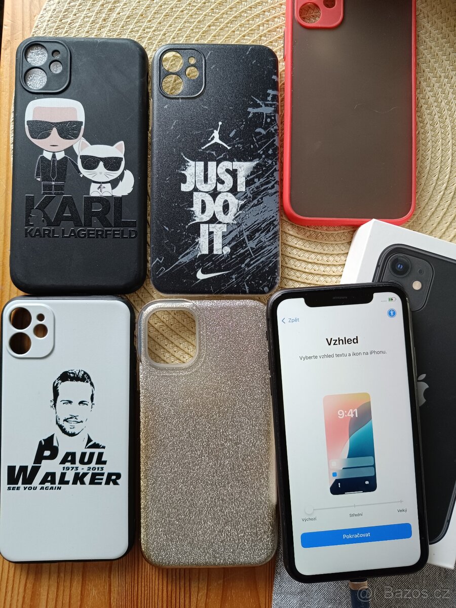 Apple 11 , 128GB + kryty