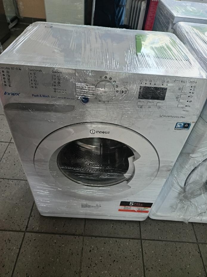 pračka Indesit