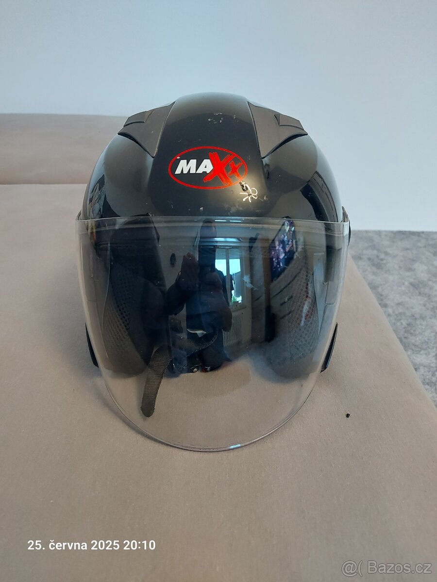 Helma na moto/ skútr vel.L