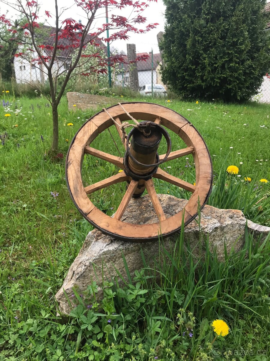 Dekorativní kolo